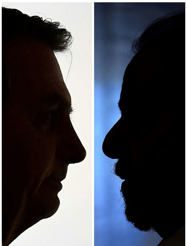 Es wird ein enges Rennen bei der Wahl ...r Bolsonaro (links) und Lula da Silva.  | Foto: EVARISTO SA (AFP)