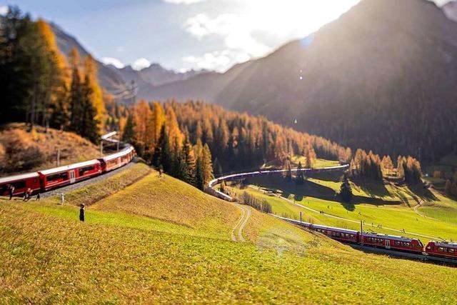 Fast zwei Kilometer langer Zug stellt Weltrekord auf Schweizer Strecke auf