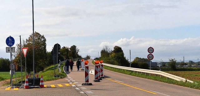 Zugunsten von Fugngern und Radfahrer... Schuttern und Krzell eingeschrnkt.   | Foto: Wolfgang Knstle