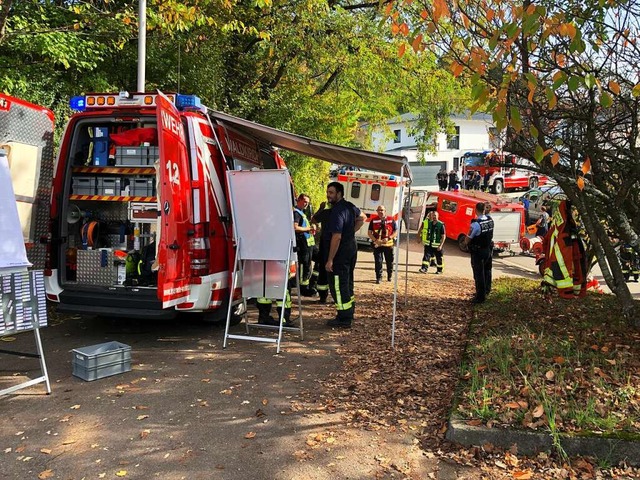 Allein schon wenn die Mglichkeit eine..., mssen viele Einsatzkrfte anrcken.  | Foto: Freiwillige Feuerwehr Waldkirch