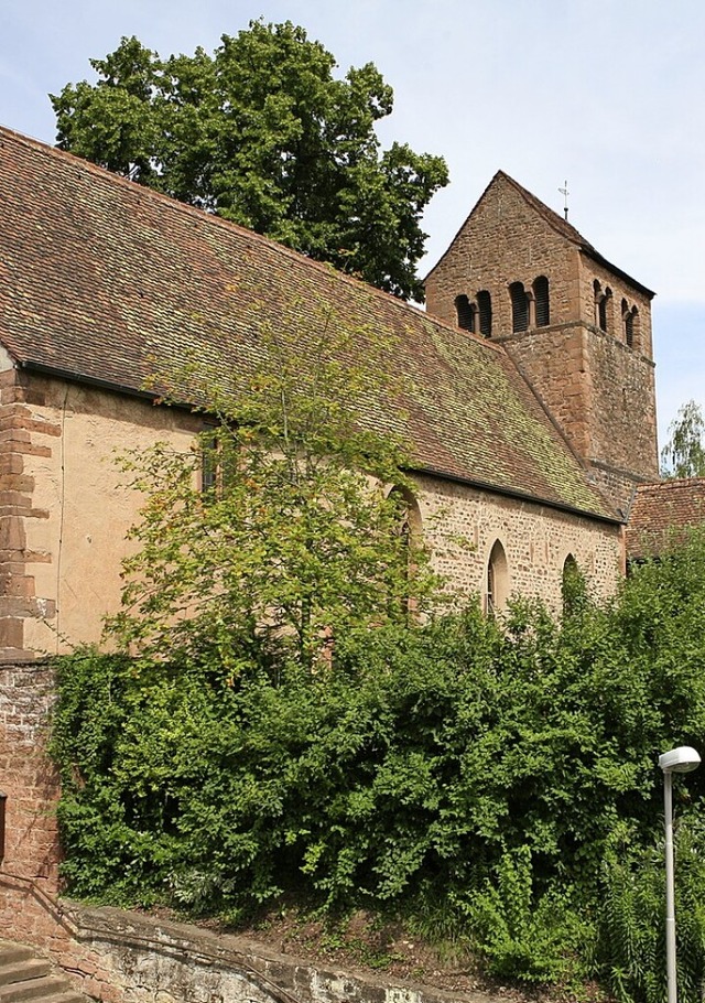 Die Burgheimer Kirche ist eine sehr bekannte Reprsentantin des Stadtteils.   | Foto: Bastian Henning