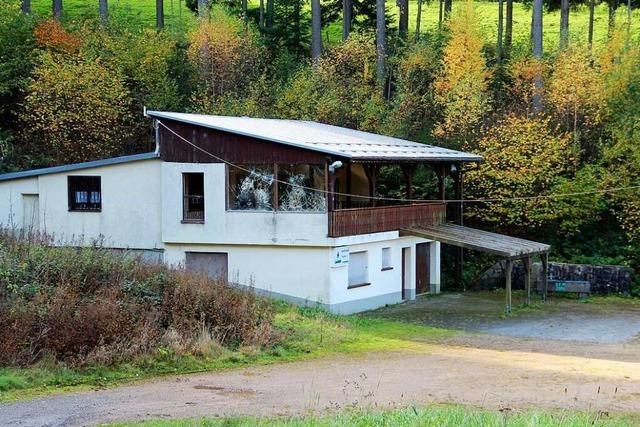 Das Sportgelnde samt Clubheim in Marzell darf verkauft werden