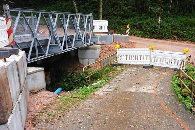 Erneut gab es in der Gemeinderatssitzu...ber diese Brcke ber den Haslachbach.  | Foto: Joachim Strk