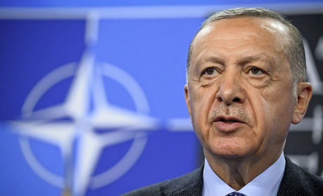 Der trkische Prsident Erdogan hat ein Problem mit dem Nato-Beitritt Schwedens.  | Foto: Bernd von Jutrczenka (dpa)