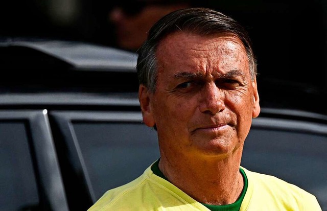 Jair Bolsonaro hat sich bislang noch nicht zu seiner Wahlniederlage geuert.  | Foto: MAURO PIMENTEL (AFP)