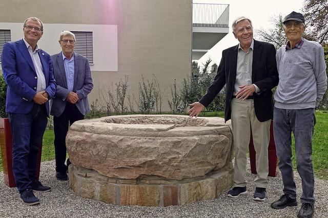 Historischer Brunnenring am Adelberg ist nun sichtbar