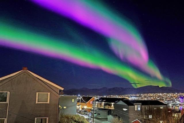 Polarlichter am norwegischen Nachthimmel