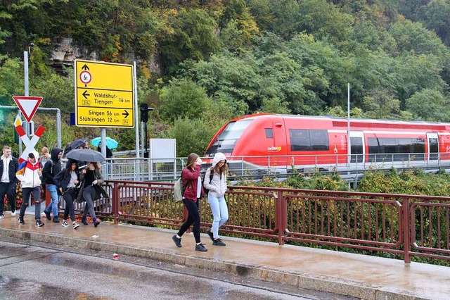 Eine Machbarkeitsstudie bescheinigt de...akt sollen hier einmal Zge verkehren.  | Foto: Edinger,Gerald