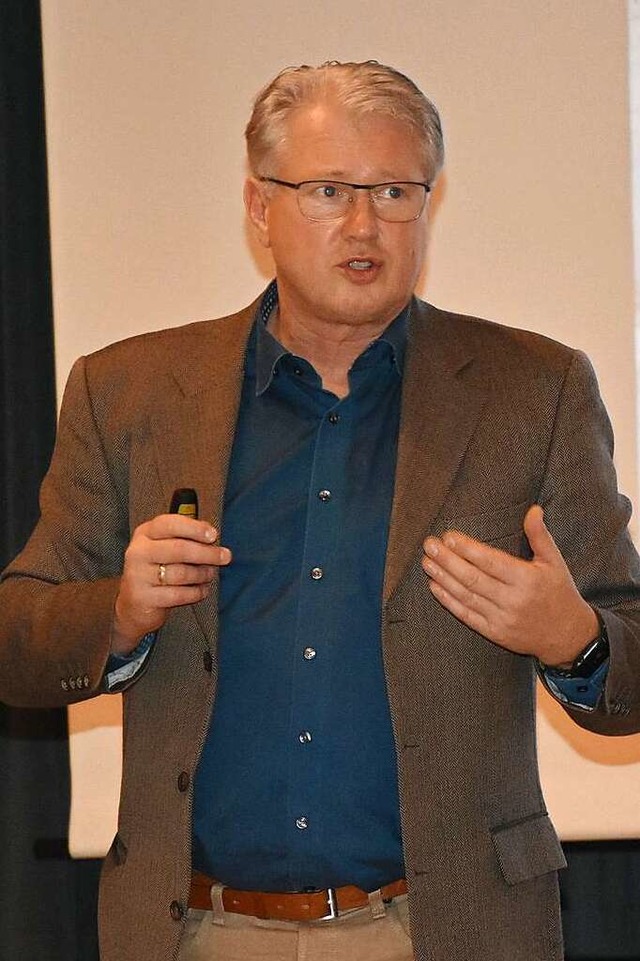 Michael Blatz, freier Unternehmens- un...ll Vereine fit fr die Zukunft machen.  | Foto: Andrea Steinhart