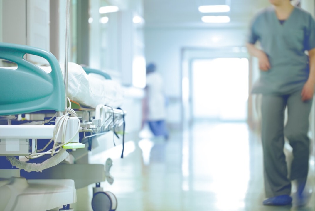 Viele Krankenhäuser kämpfen mit einer Kostenexplosion.  | Foto: Sudok1 (Adobe Stock) (dpa)