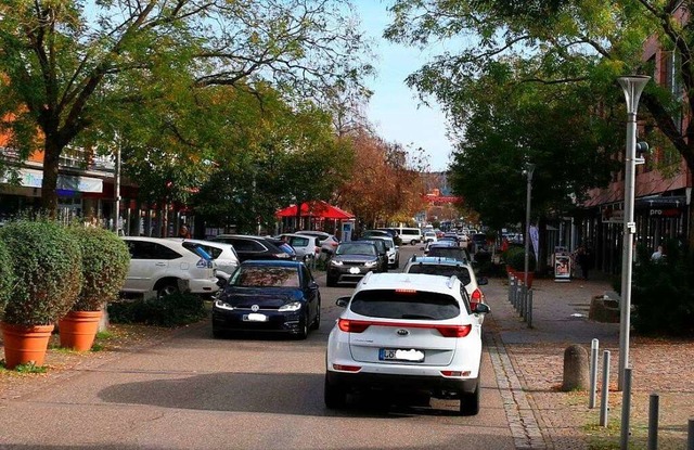 Das soll bald vorbei sein: Autos in der Innenstadt  | Foto: Stadtverwaltung / Mirko Bhr