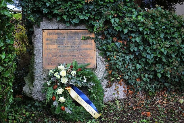 Kriegsgefallenendenkmal in Waldkirch-Suggental  | Foto: Karin Hei