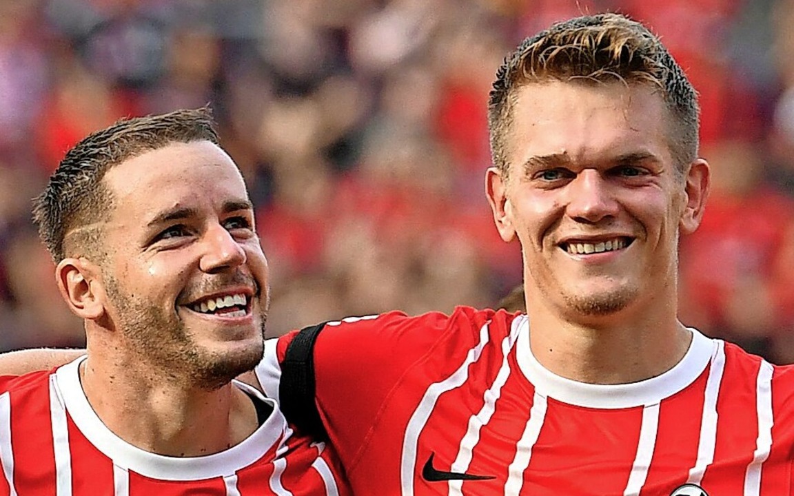 Bei der WM dabei: Christian Gnter (links) und Matthias Ginter  | Foto: UWE KRAFT (AFP)