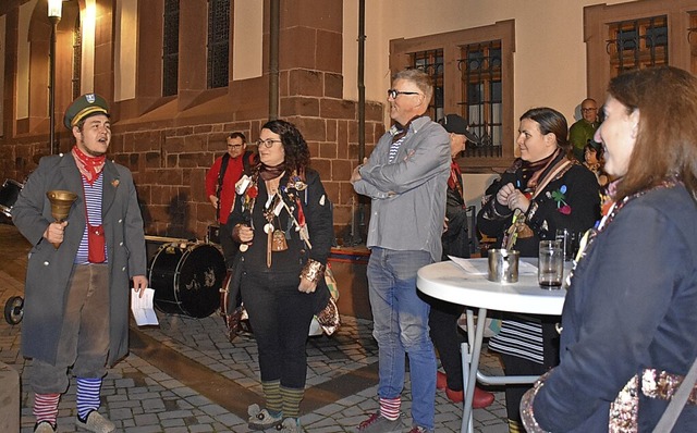 Bott Sebastian Gerber mit Schelle, die... bei der Fasneterffnung in Forchheim.  | Foto: Roland Vitt