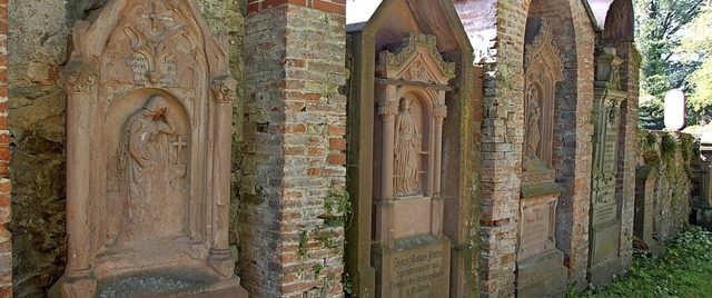 Grber Waldkircher Orgelbauer auf dem Alten Friedhof.  | Foto: Sylvia Timm