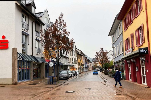 Von der Sparkasse bis zur Schopfheimer...eister eine autofreie Zone vorstellen.  | Foto: Annemarie Rsch