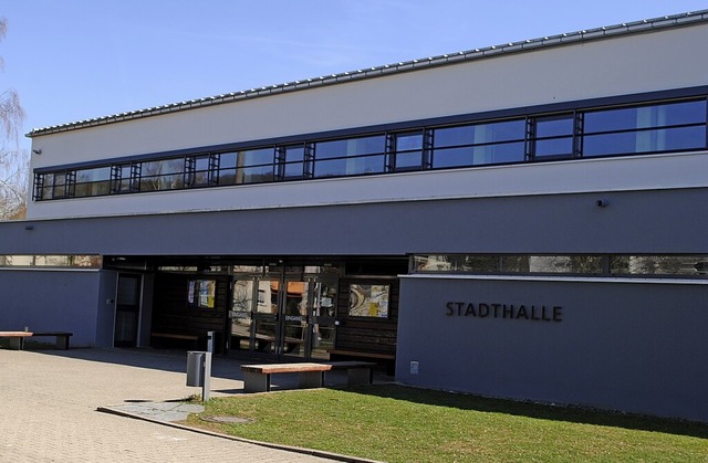 Die Stadthalle in Tiengen: Hier soll e...Waldshut-Tiengen eingerichtet werden.   | Foto: Schlichter, Juliane