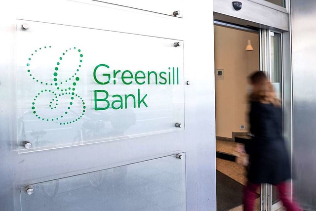 Btzingen bedauert, Geld bei der Greensill Bank angelegt zu haben.  | Foto: Sina Schuldt (dpa)