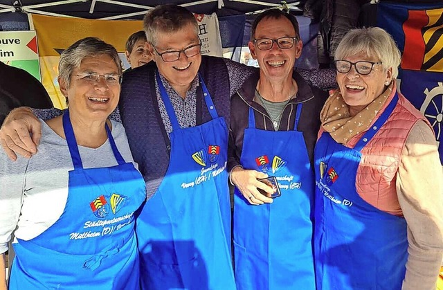 <BZ-FotoAnlauf>Partnerstadt Vevey: </B...lauf> beste Stimmung beim Martinsmarkt  | Foto: Hartmut Hitschler