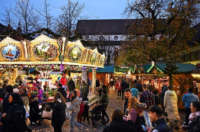 Der Freiburger Weihnachtmarkt ist erffnet.  | Foto: Thomas Kunz