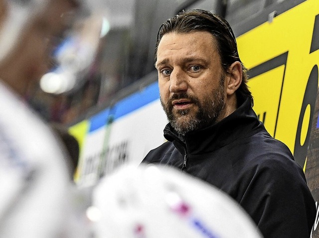 EHC-Trainer Robert Hoffmann   | Foto: IMAGO/nordphoto GmbH / Hafner