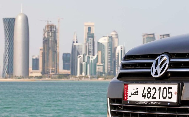 ber seinen Staatsfonds ist das Emirat unter anderem an Volkswagen beteiligt.  | Foto: Friso Gentsch / Volkswagen
