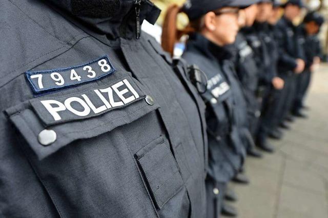 Eindeutige Kennzeichnung fr Polizisten im Land soll Pflicht werden