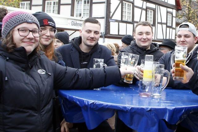 Fotos: Tausende strmen nach Seelbach zum Katharinenmarkt