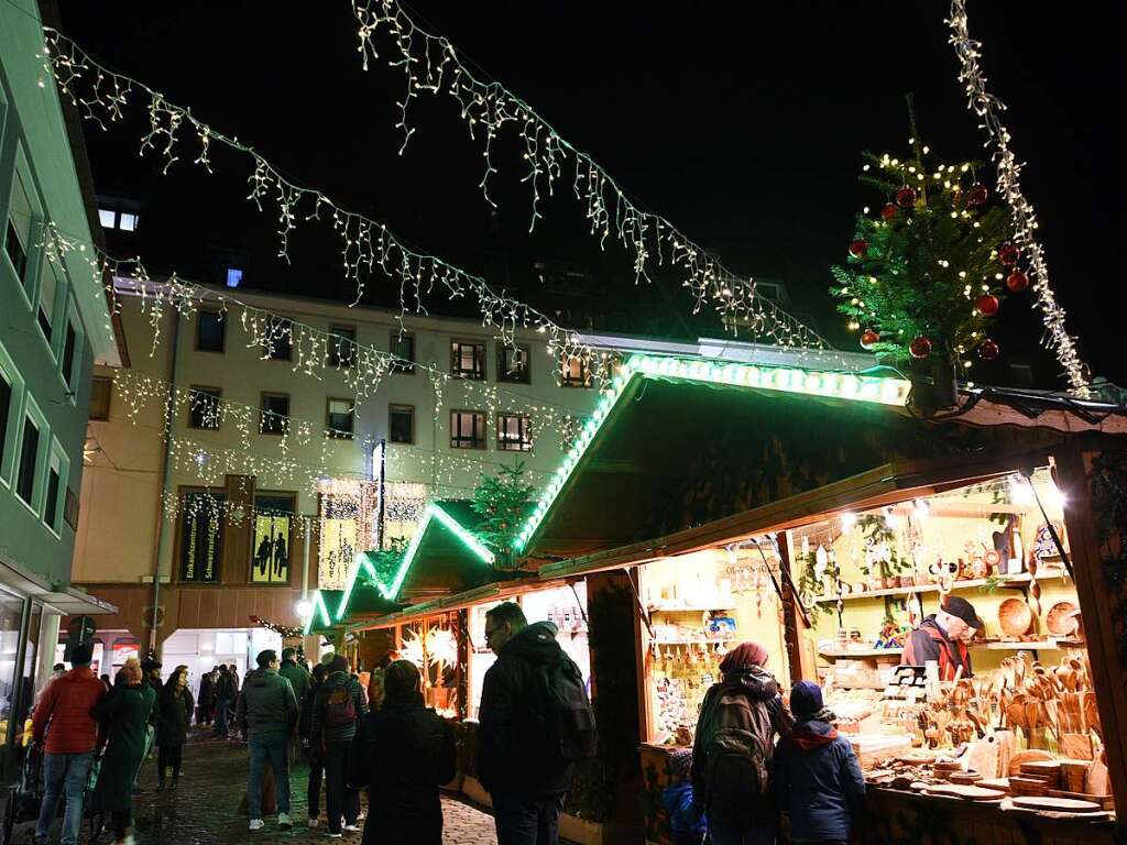 Vorweihnachtlicher Lichterglanz in der Freiburger City