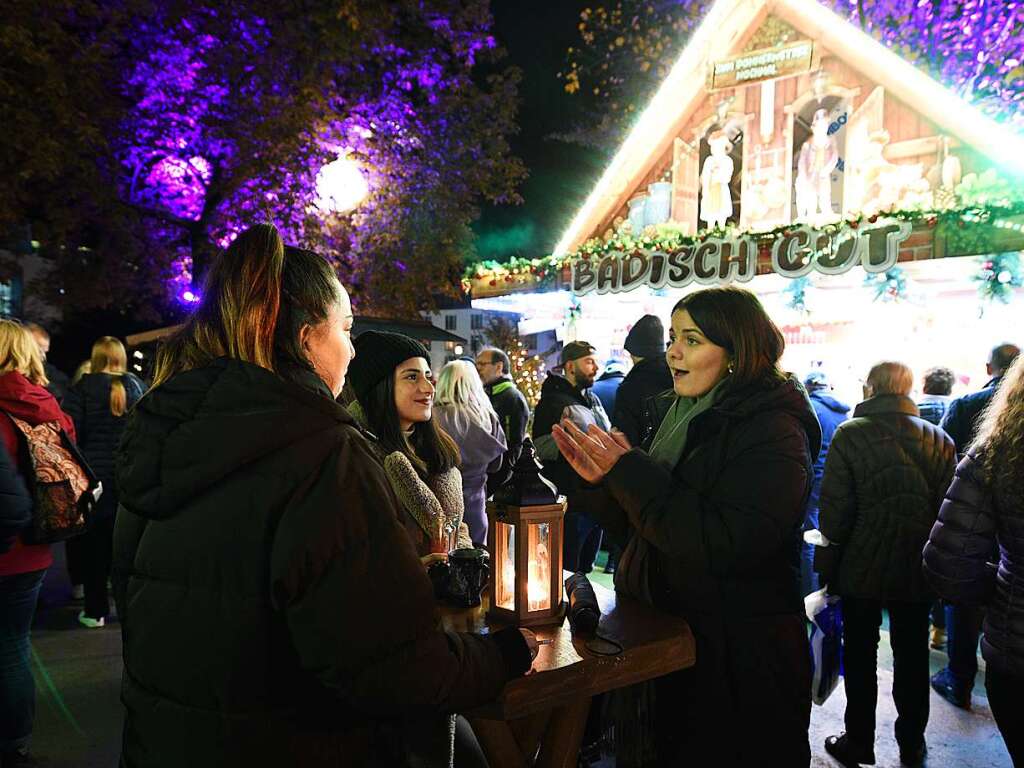 Vorweihnachtlicher Lichterglanz in der Freiburger City