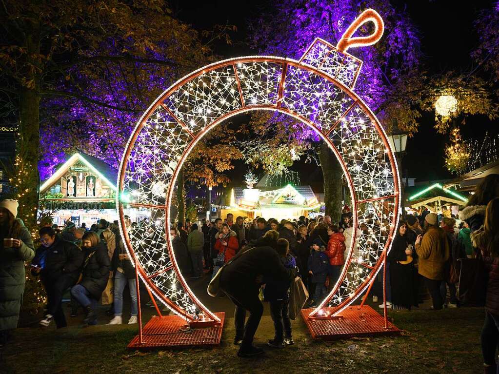 Vorweihnachtlicher Lichterglanz in der Freiburger City