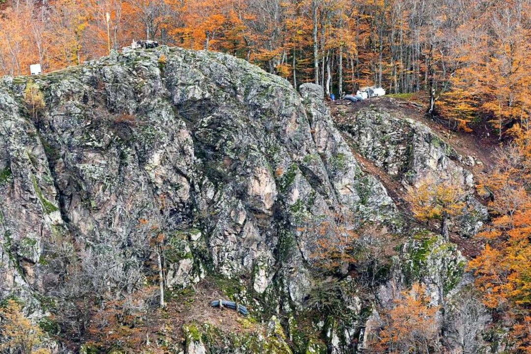 Im Schwarzwald fallen immer wieder Felsen von Berghängen herunter.  | Foto: Philipp von Ditfurth (dpa)