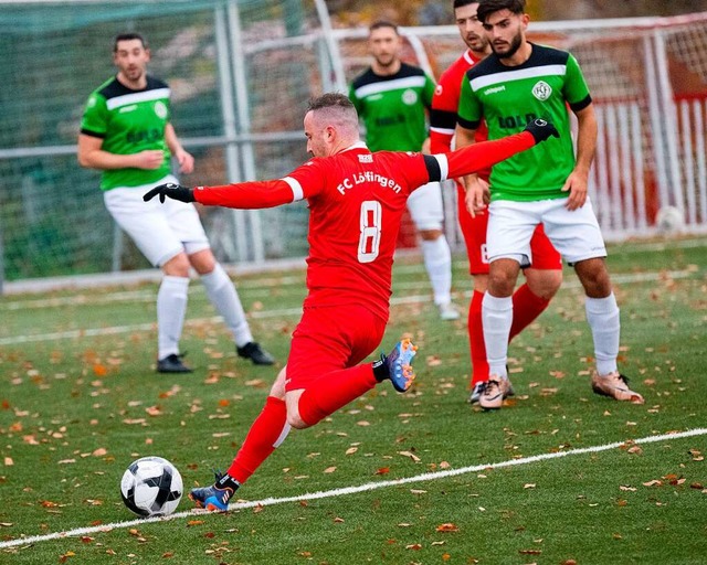 Engagiert am Ball: David Baumann vom FC Lffingen  | Foto: Wolfgang Scheu