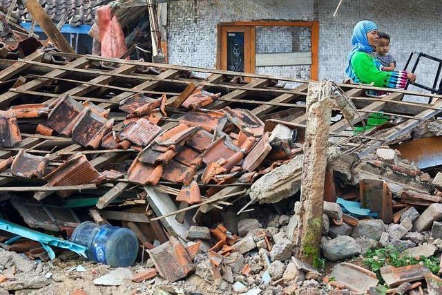 Erdbeben auf dem Feuerring: Tote in Indonesien - Schock in der Sdsee