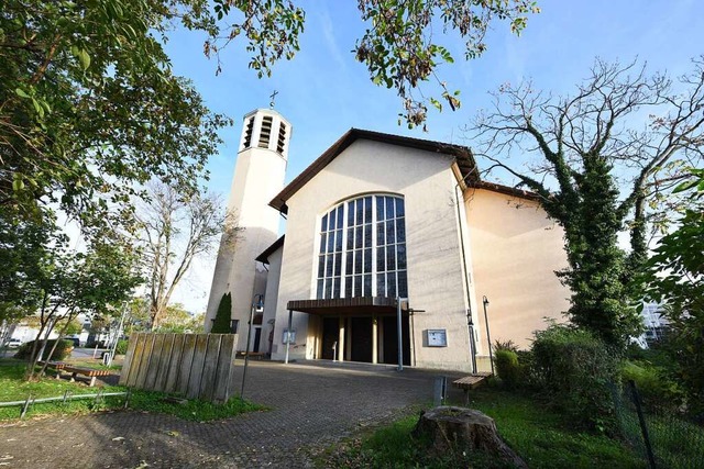 Die Katholische Kirche in Freiburg ste.... Hier die Josefskirche im Sthlinger.  | Foto: Rita Eggstein