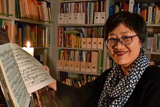 Ausklang mit St. Nikolaus: Zum Abschied der evangelischen Bezirkskantorin Hae-Kyung Jung