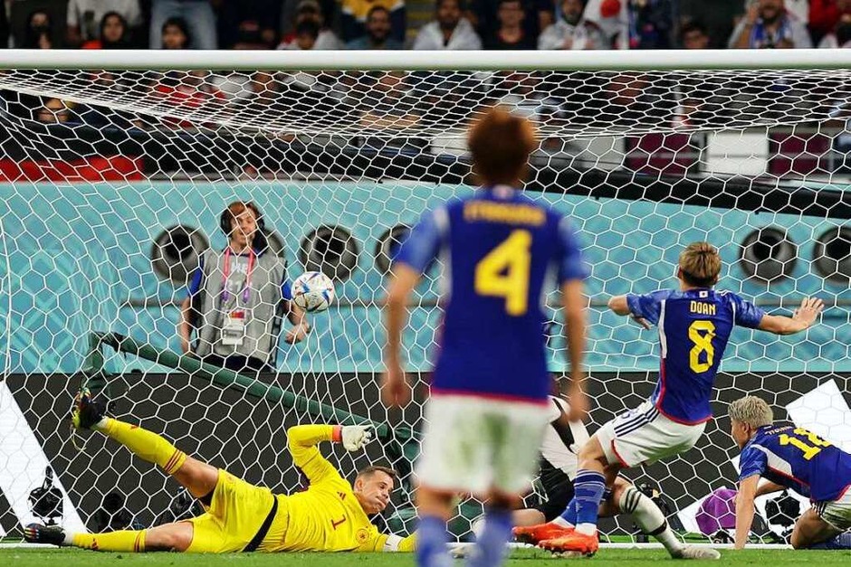 Japans Ritsu Doan trifft zum 1-1 (Foto: Christian Charisius (dpa))