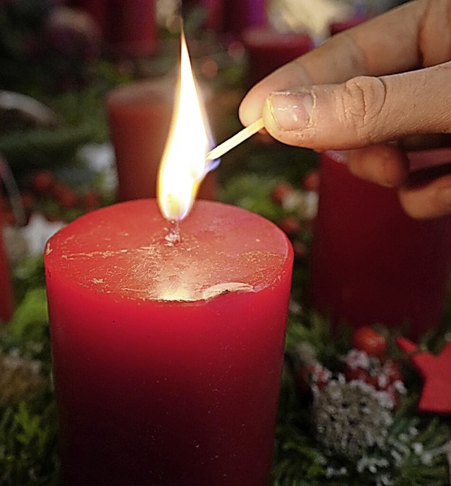 Eine Gruppe engagierter Frauen ldt zum Adventsnachmittag ein.  | Foto: Marcus Brandt (dpa)