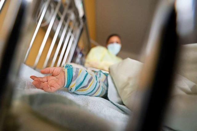 Atemwegsinfekte bei Kleinkindern nehmen in mehreren Bundesländern dramatisch zu