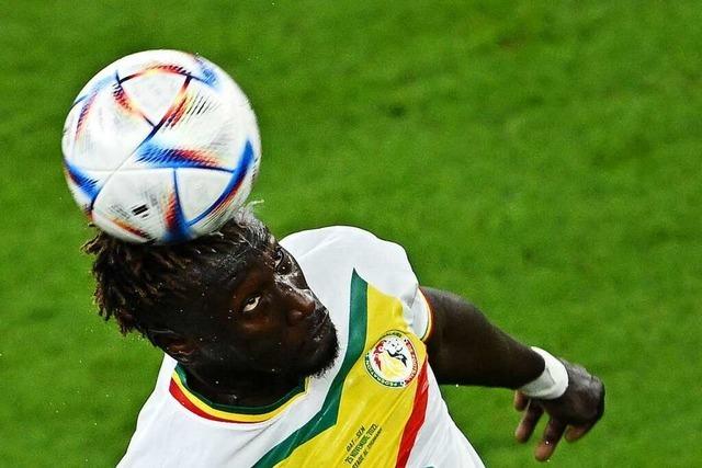 Gastgeber Katar verliert 1:3 gegen den Senegal und kann das Achtelfinale nicht mehr erreichen