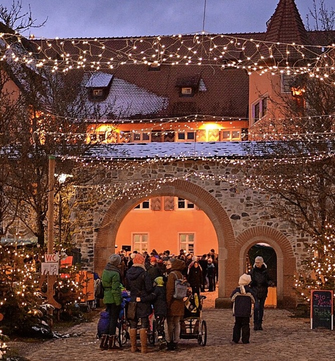 In Kirchzarten gibt es ein  Weihnachtserlebnis  in der Talvogtei.  | Foto: Gewerbeverein 