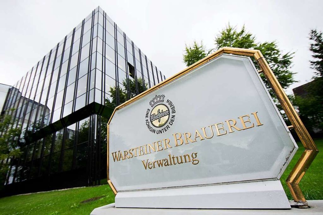 Blick auf die Konzernzentrale der Warsteiner Brauerei.  | Foto: Rolf Vennenbernd (dpa)