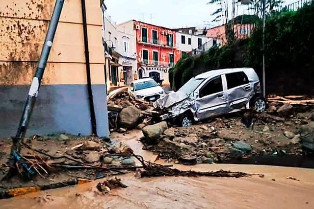 Mindestens acht Tote nach Erdrutsch auf italienischer Insel Ischia