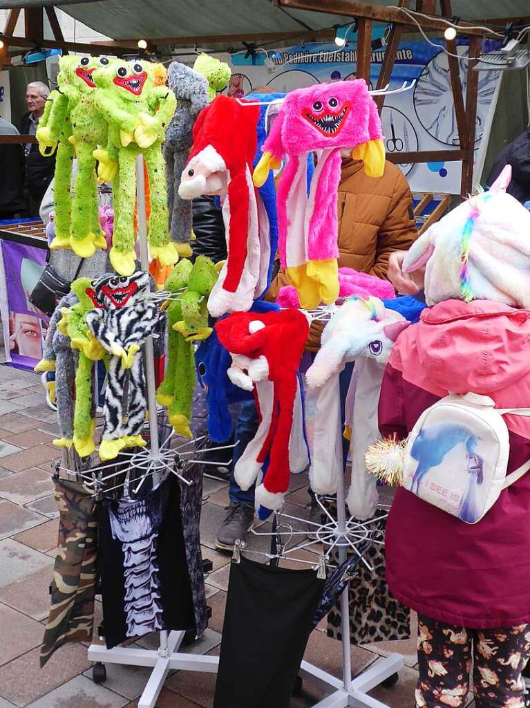 Es weihnachtet wieder: Eisige Temperaturen, weihnachtliche Beschallung und der unwiderstehliche Duft von Glhwein, Punsch und Bratwrsten sorgten zum traditionellen Christkindlemarkt in Bad Krozingen fr festliche Stimmung.