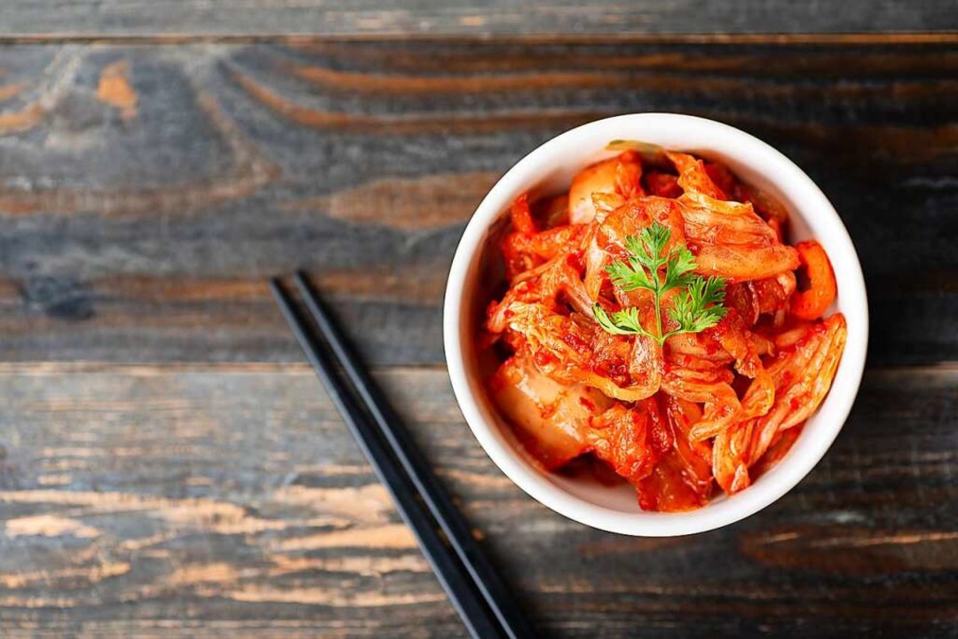 Südkorea ist das Heimatland des Kimchi... kommt es meist täglich auf den Tisch.  | Foto: nungning20 (stock.adobe.com)