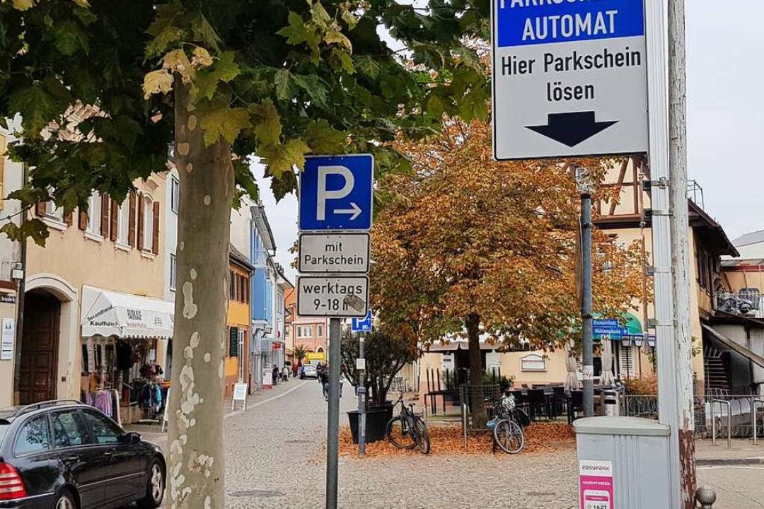 Parken wird in der Emmendinger Innenstadt künftig deutlich teurer.  | Foto: Gerhard Walser