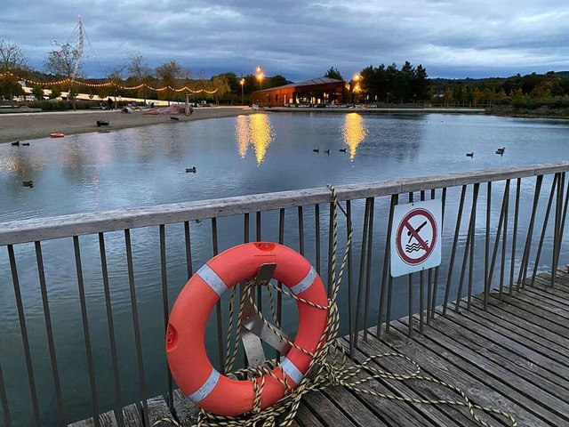 Die nchste Badesaison beginnt mit Versptung.  | Foto: Mark Alexander