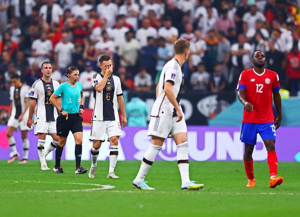 Deutschland zeigt sich nach dem Spiel enttäuscht  | Foto: Tom Weller (dpa)