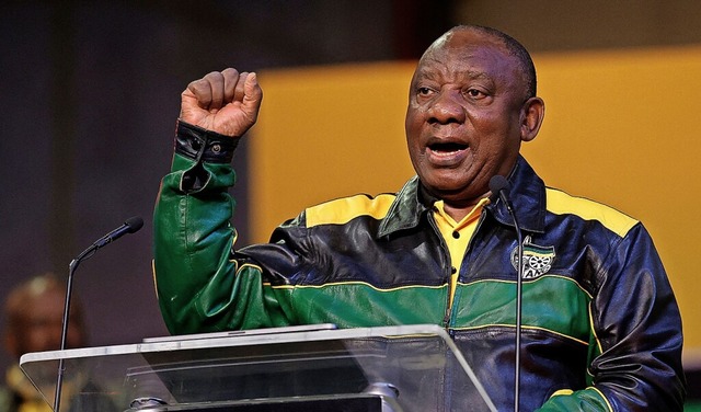 Der in Sdafrika beliebte Ramaphosa denkt offenbar an Rcktritt.  | Foto: PHILL MAGAKOE (AFP)