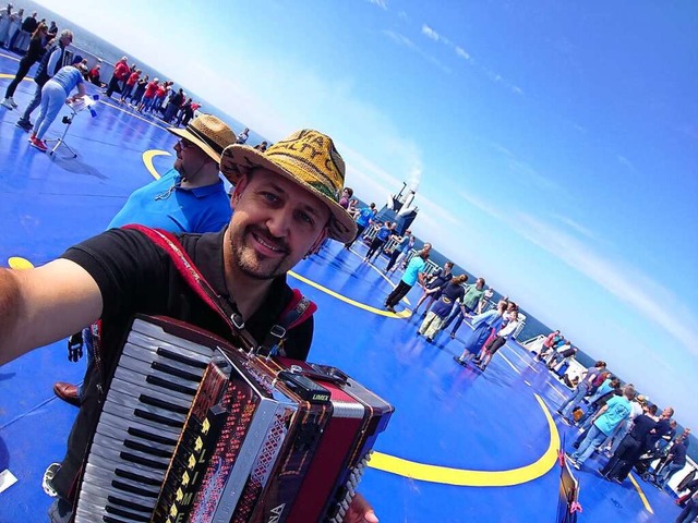 Thomas Joos auf dem Schiff zur Europeade in Litauen.  | Foto: privat